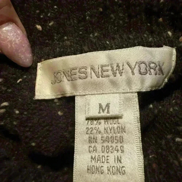 Jones New York Merino Wool Blend Turtle Neck Short Sleeve Sweater. - Picture 10 of 11